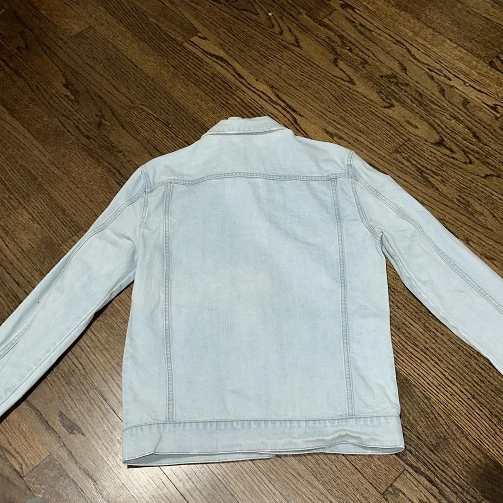 Refuge Unisex Stiff Light Denim Jacket Size Small